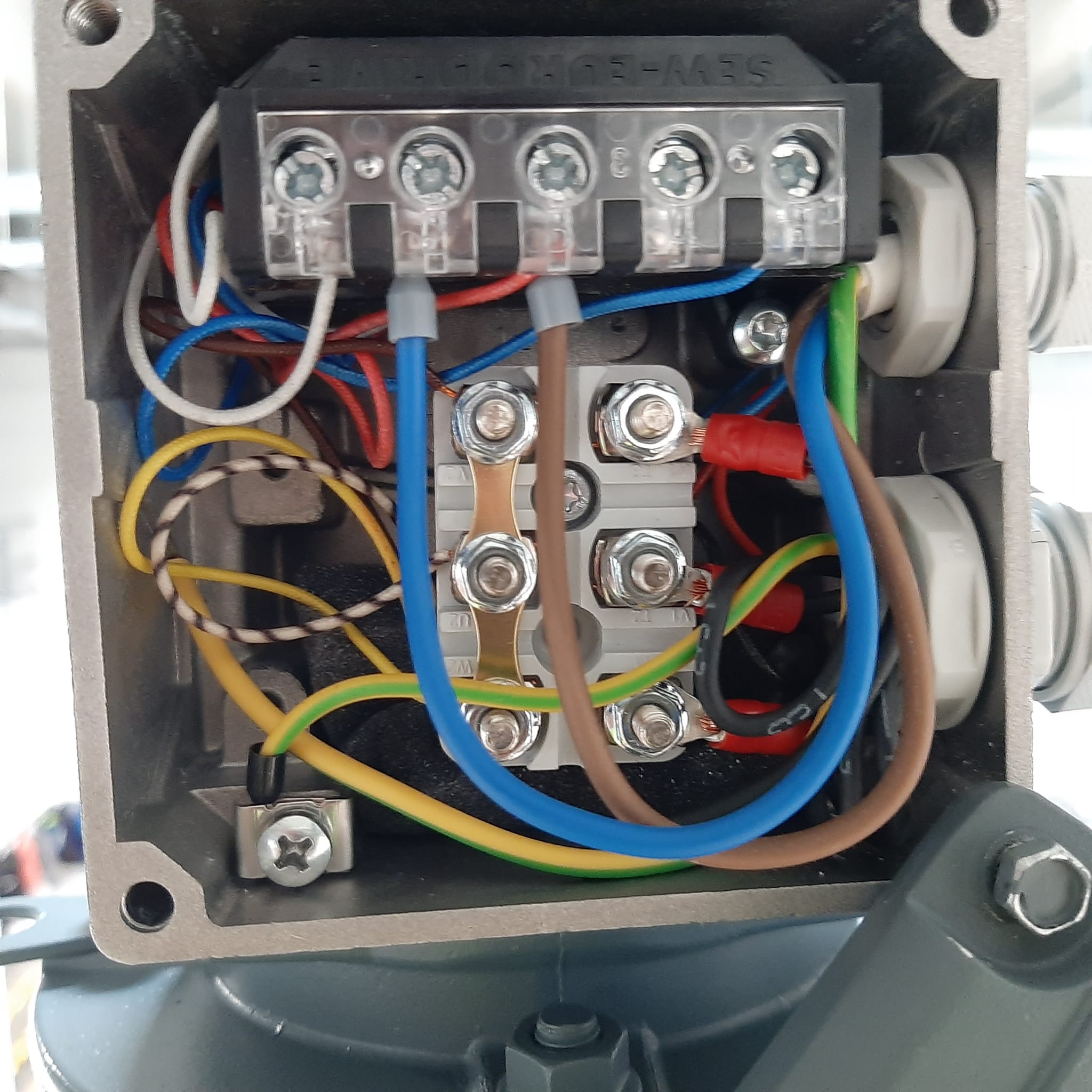 assembly and disassembly of industrial machinery